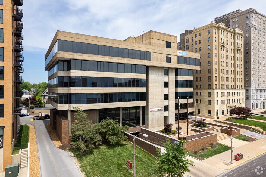 More Photos Of 4625 Lindell Blvd, Saint Louis Office For Sale