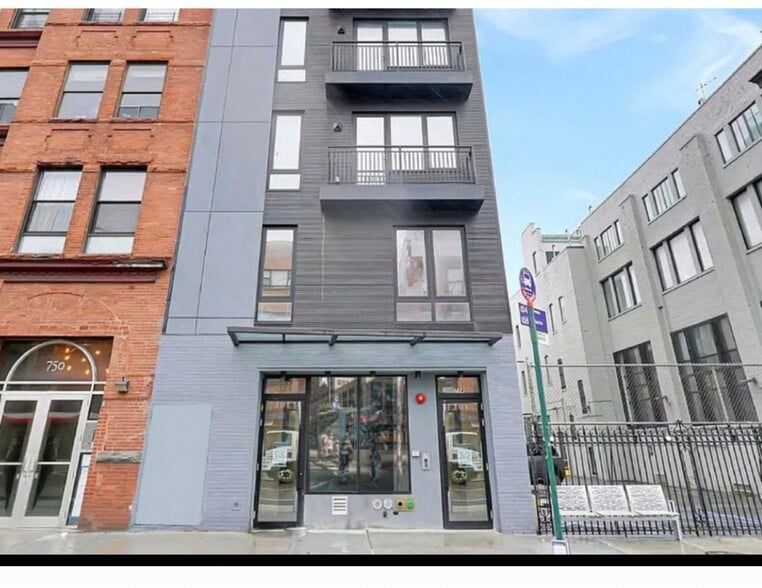 More Photos Of 738 Grand St, Brooklyn Apartments For Sale