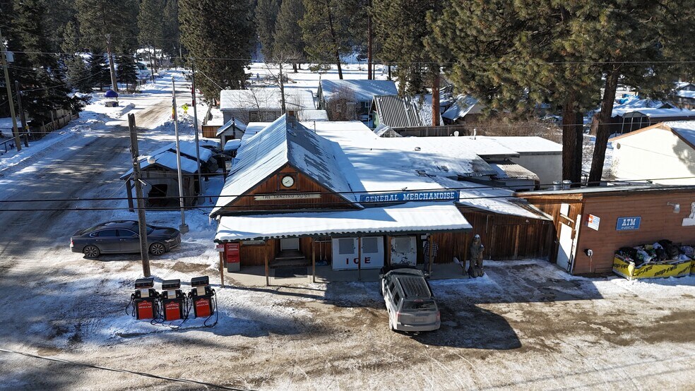 More Photos Of 2600 Otter Av, Tulameen Restaurant For Sale