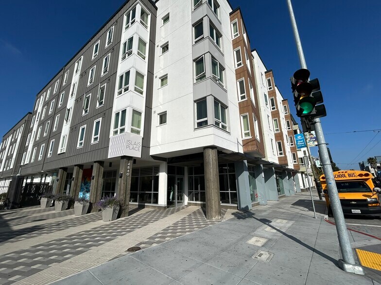 More Photos Of 4840 Mission St, San Francisco Apartments For Lease
