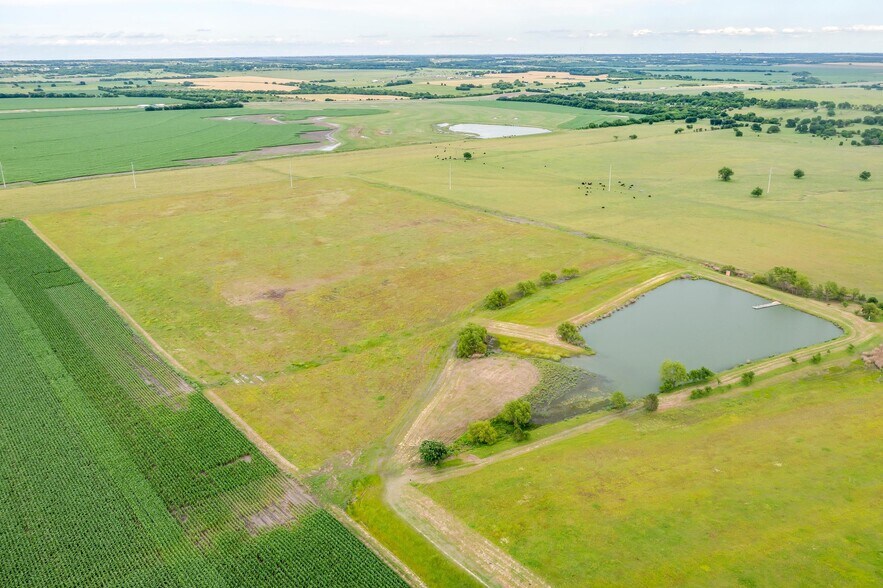 More Photos Of 2848 TX-81, Itasca Land For Sale