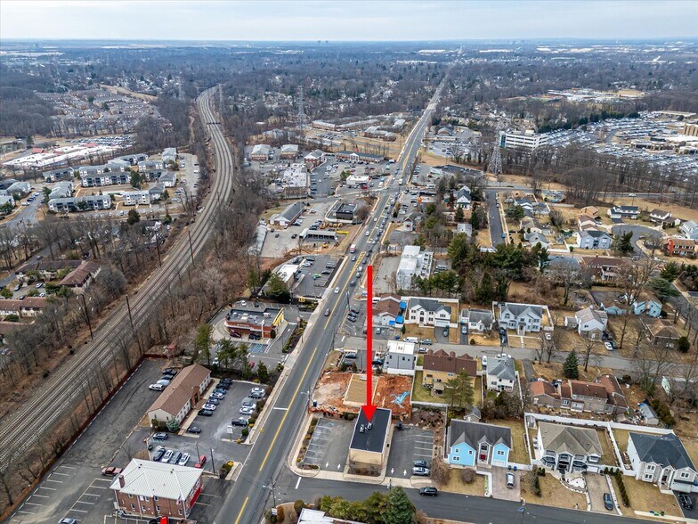 More Photos Of 72 Highway 27, Edison Medical For Sale