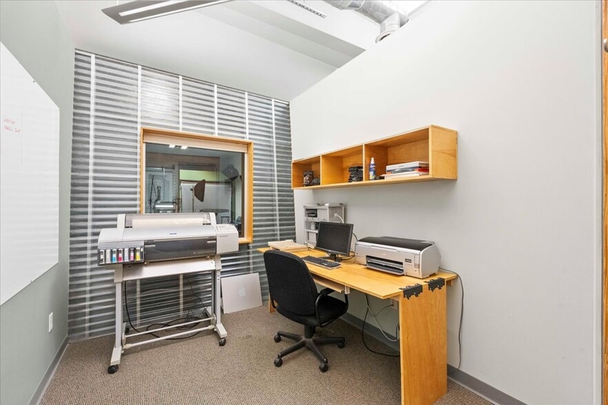 More Photos Of 1225 Greenway Cross, Madison Flex For Sale