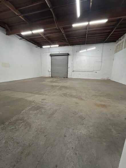 More Photos Of 5720 Roseville Rd, Sacramento Unknown For Lease