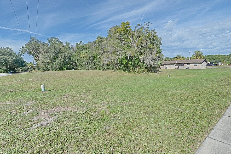 More Photos Of 1154 NE 1st St, Crystal River Apartments For Sale