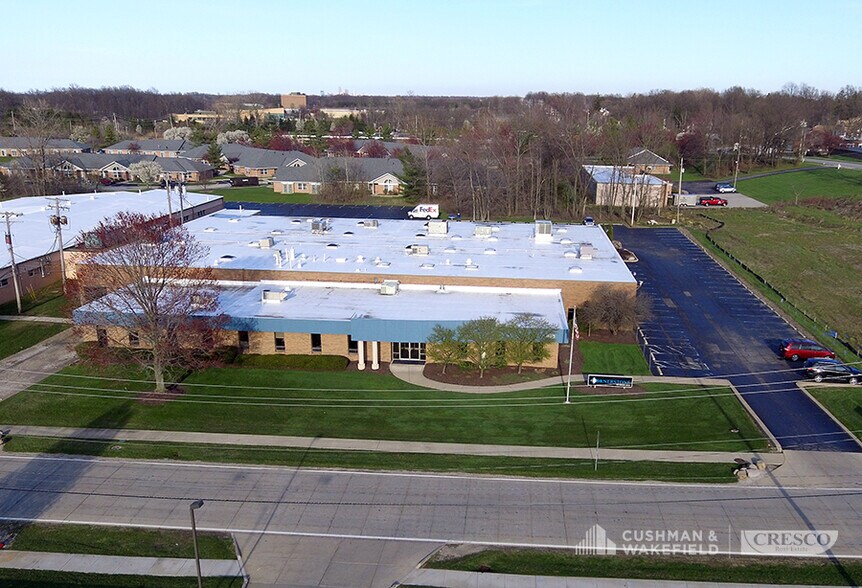 More Photos Of 835 Sharon Dr, Westlake Office For Sale