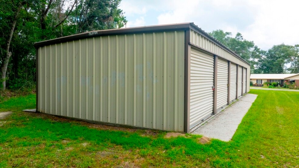 More Photos Of 401 N Railroad Ave, Mount Vernon Self Storage For Sale