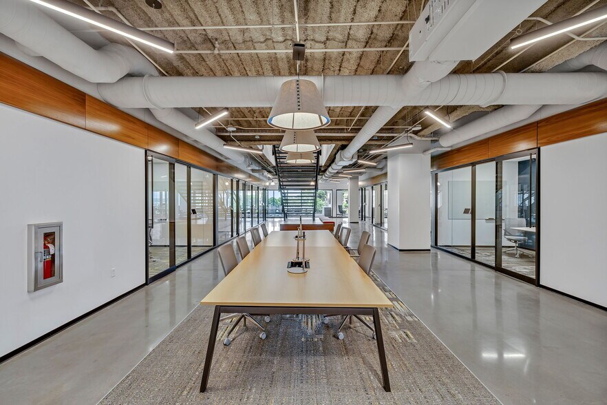 More Photos Of 500 11th Ave N, Nashville Office Residential For Lease