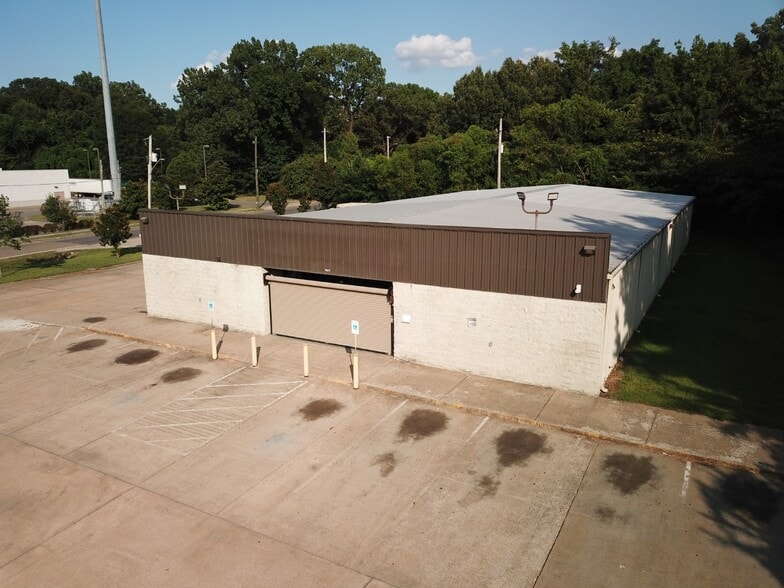 More Photos Of 4712 S 3rd St, Memphis Freestanding For Sale