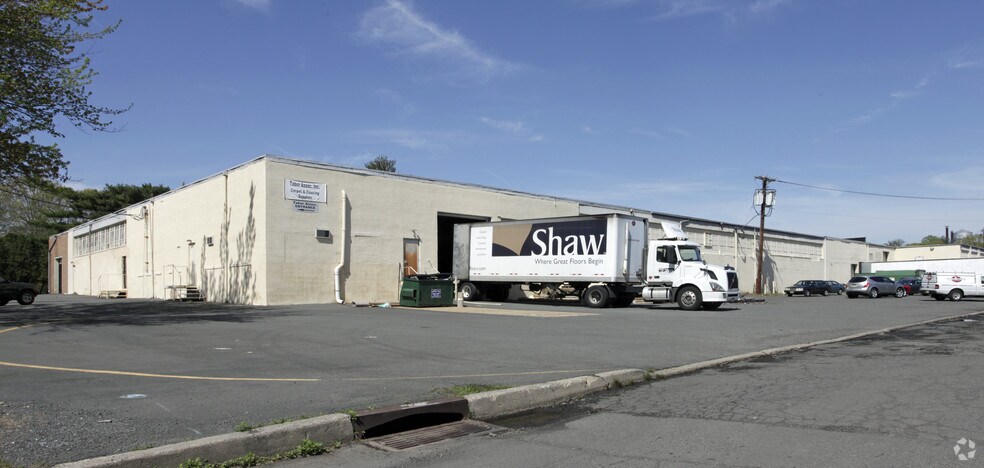 Primary Photo Of 40 Boright Ave, Kenilworth Warehouse For Lease