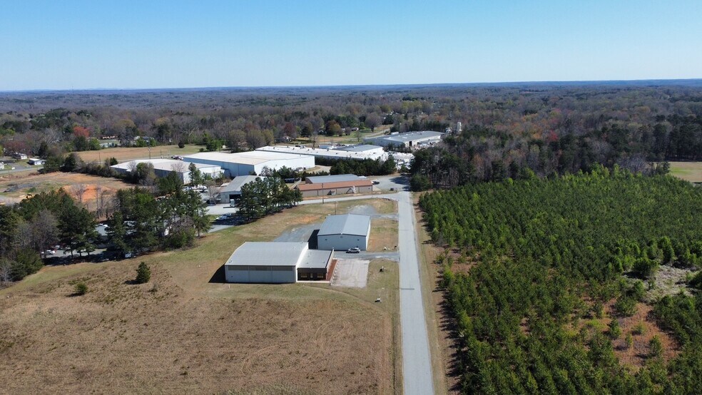 More Photos Of 638 Tamco Rd, Reidsville Unknown For Lease