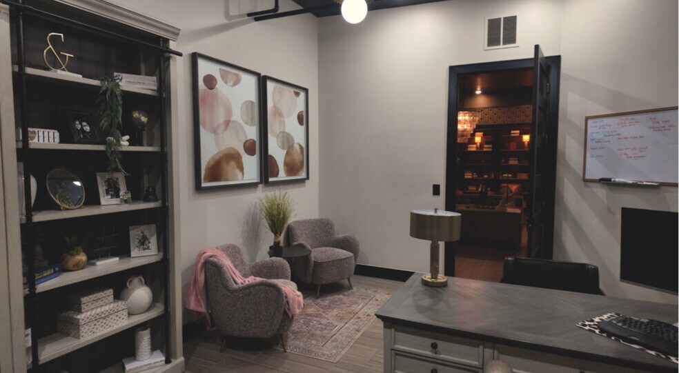 More Photos Of 617 S Air Depot Blvd, Midwest City Restaurant For Sale