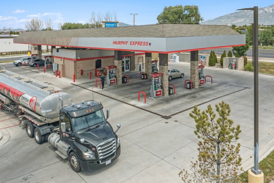 Primary Photo Of 1679 West State St, Pleasant Grove Service Station For Sale