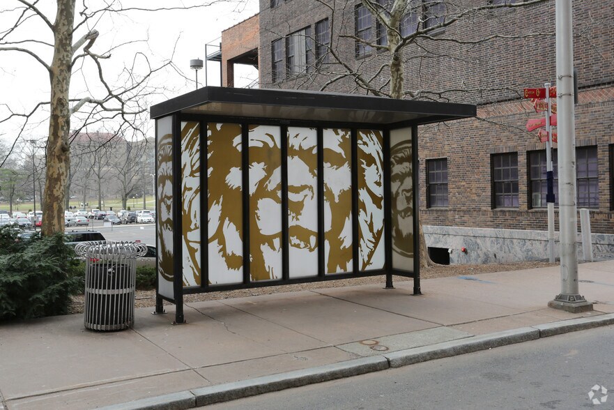 More Photos Of 215 Pearl St, Hartford Religious Facility For Sale