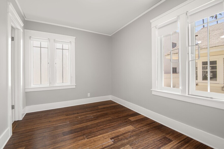 More Photos Of 1047 9th St, Santa Monica Apartments For Sale