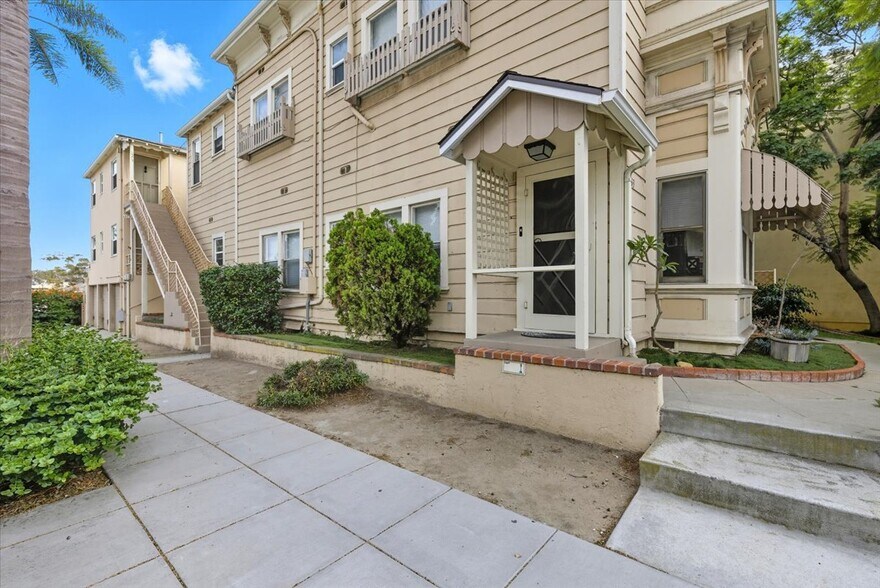 More Photos Of 1561-1575 9th Ave, San Diego Apartments For Sale