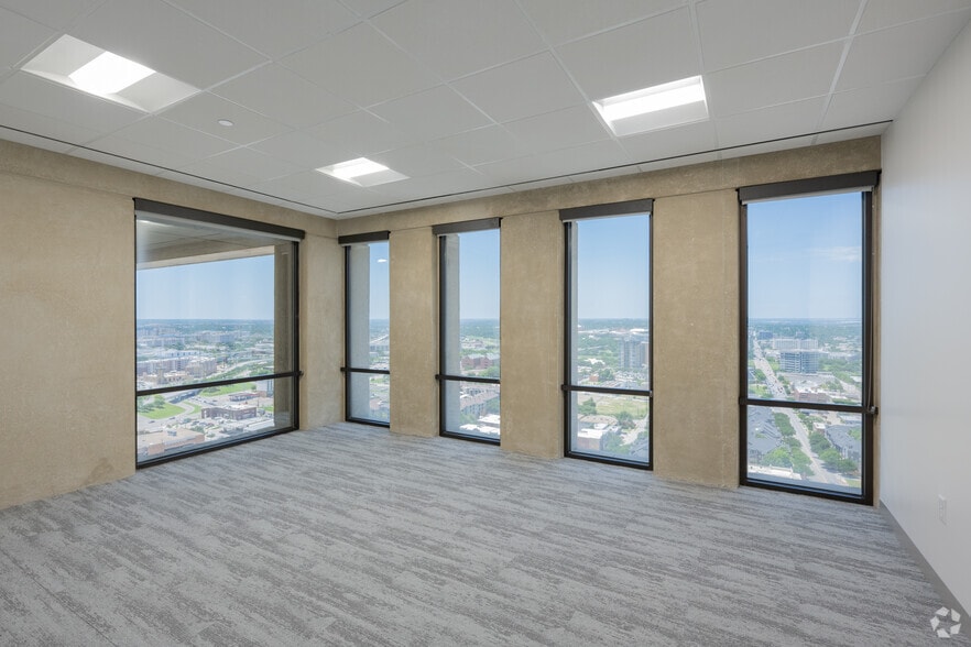 More Photos Of 801 Cherry St, Fort Worth Office For Lease
