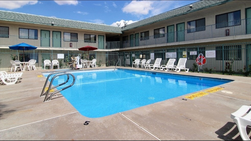More Photos Of 2900 E Tucumacari Blvd, Tucumcari Hotel For Sale