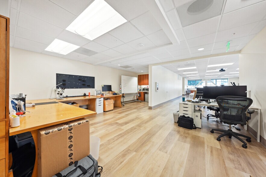More Photos Of 850 Battery St, San Francisco Office For Lease
