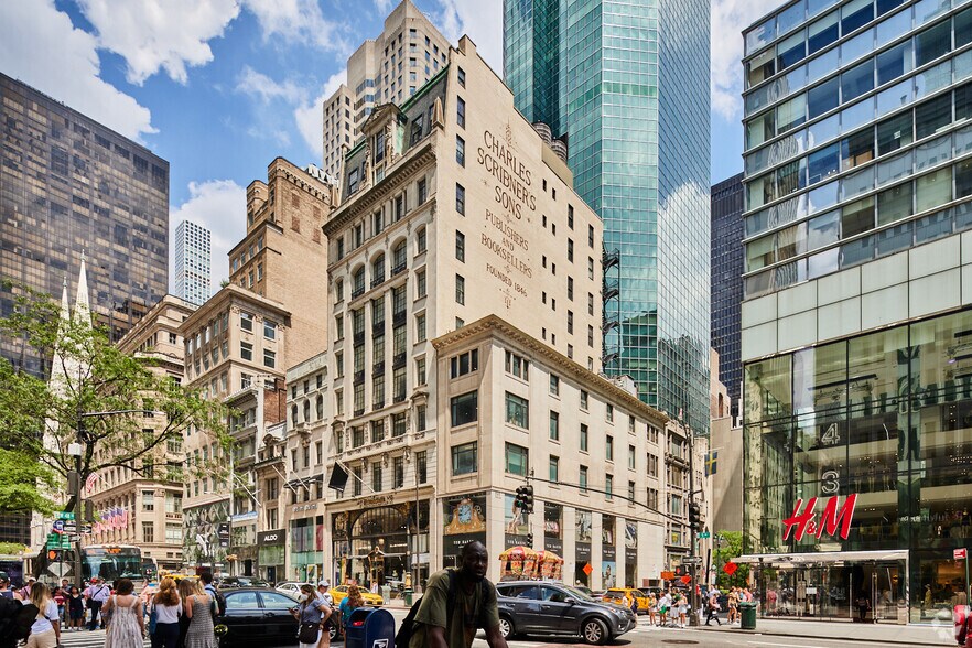 Primary Photo Of 595 Fifth Ave, New York General Retail For Lease