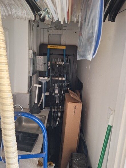 More Photos Of 1105 Camino Del Mar, Del Mar Storefront Retail Residential For Lease