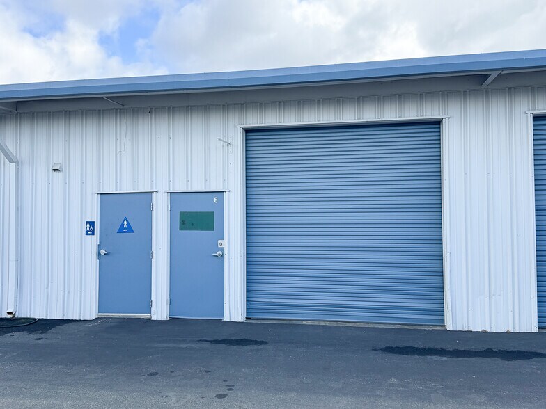 More Photos Of 2175 Bluebell Dr, Santa Rosa Warehouse For Lease