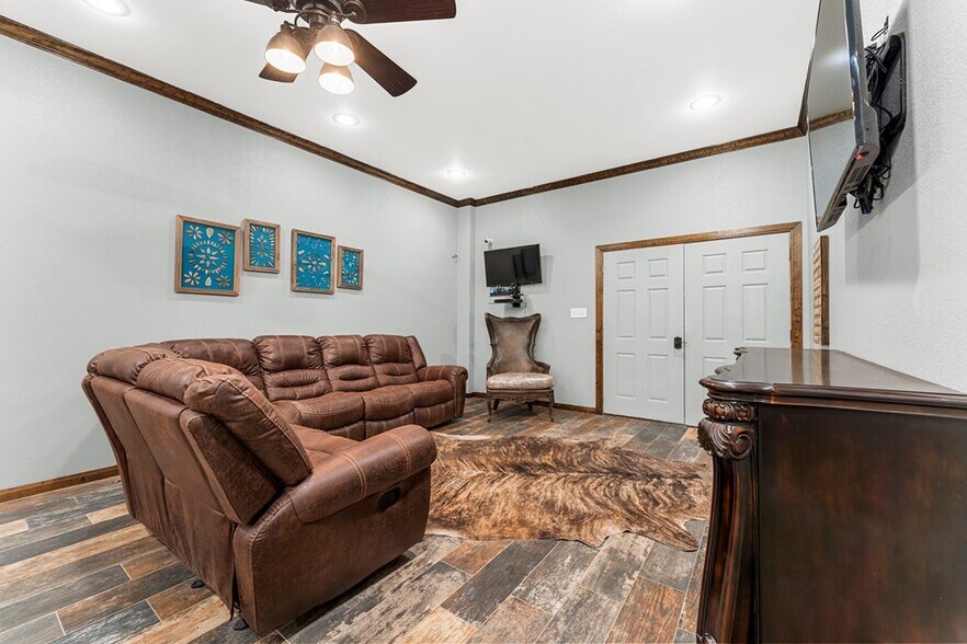 More Photos Of 6505 Faudree rd, Odessa Industrial For Sale