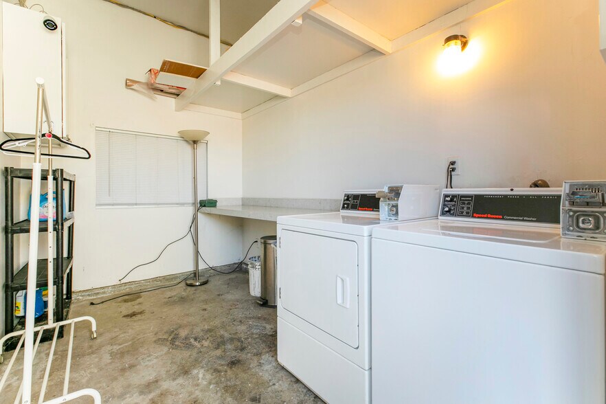 More Photos Of 1138 N Parish Pl, Burbank Apartments For Sale