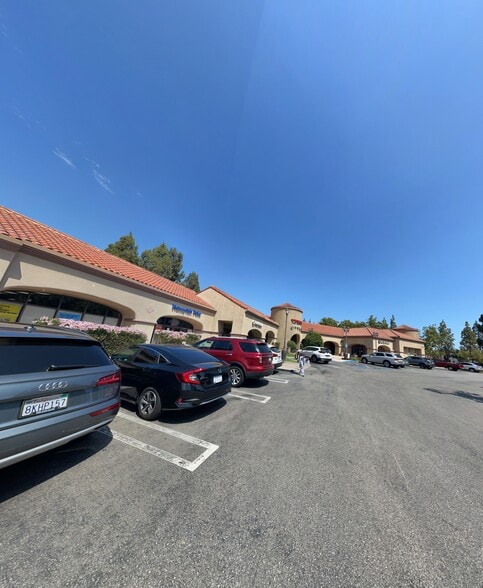 More Photos Of 3815-3963 E Thousand Oaks Blvd, Westlake Village Unknown For Lease