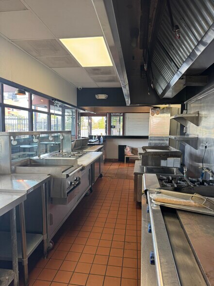 More Photos Of 11241 Beach Blvd, Stanton General Retail For Sale