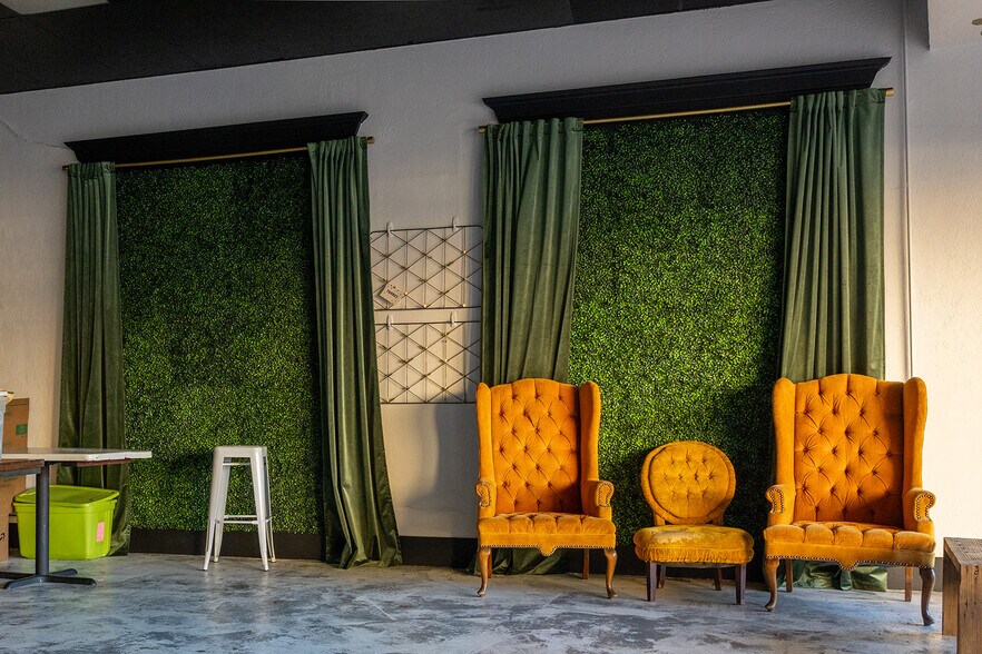 More Photos Of 112-118 SW 6th Ave, Amarillo Storefront For Lease