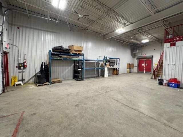 More Photos Of 2954 Ontario St, Perth East Freestanding For Lease