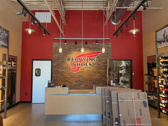More Photos Of 50 Coughlin Ln, Delaware Storefront Retail Office For Lease