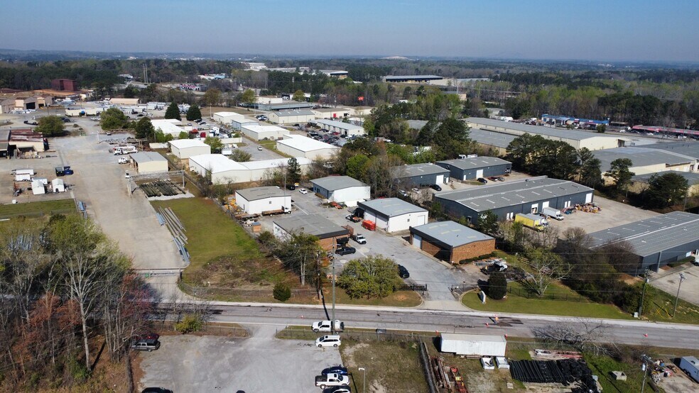 More Photos Of 1498 Farmer Rd, Conyers Unknown For Lease
