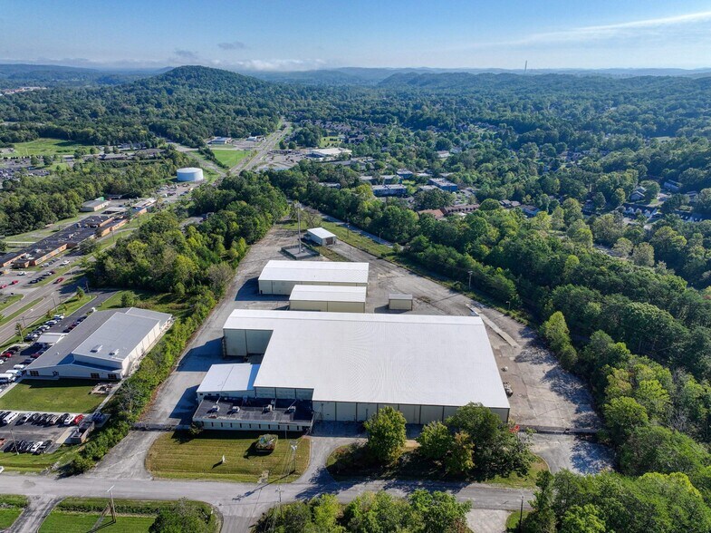 More Photos Of 115 Franklin Rd, Oak Ridge Warehouse For Lease