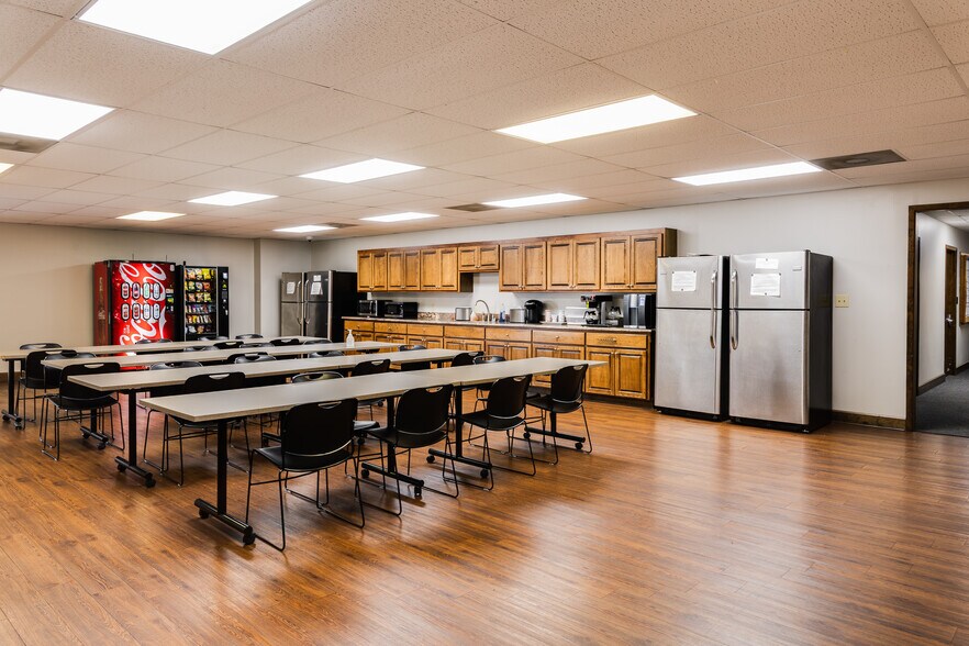 More Photos Of 1301 Hudson Ln, Monroe Office For Sale
