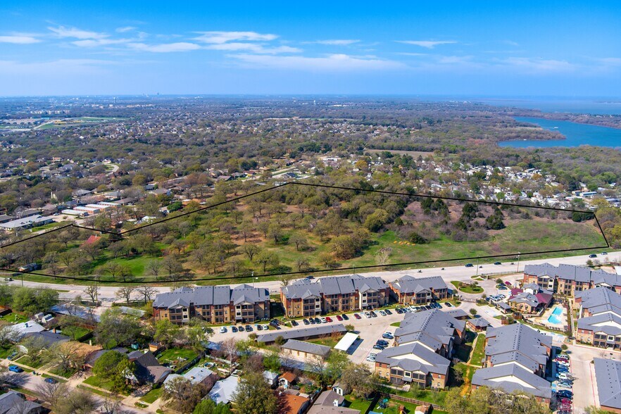 More Photos Of 502 N Shady Shores Dr, Lake Dallas Land For Sale