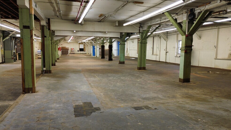 More Photos Of 101-105 Church St, Aberdeen Manufacturing For Lease