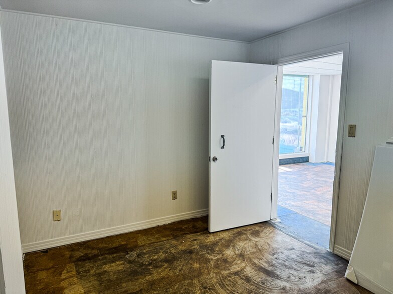 More Photos Of 1316 S Adams St, Tallahassee Storefront For Lease