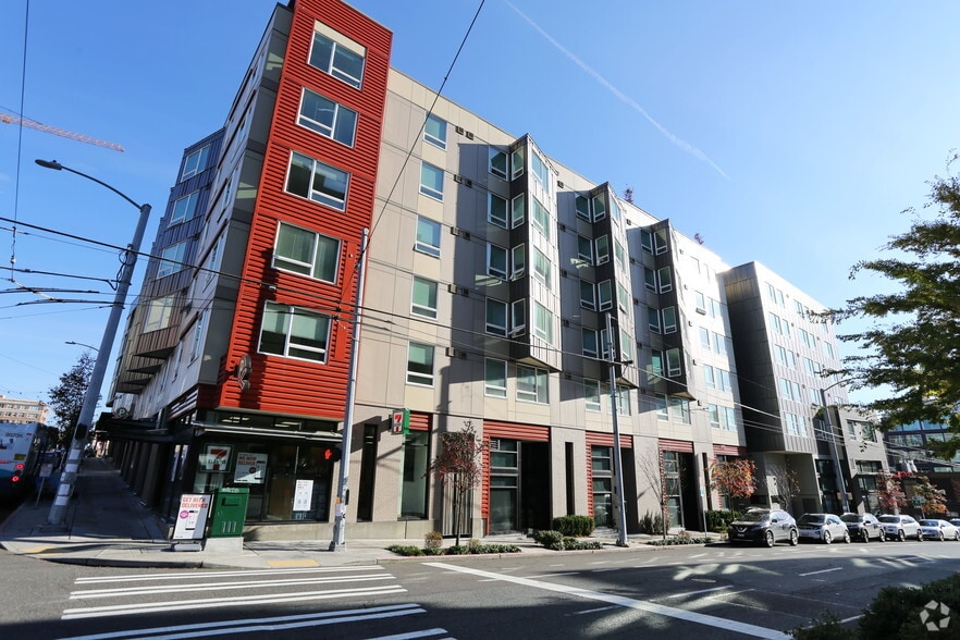 More Photos Of 4535 12th Ave NE, Seattle Apartments For Lease