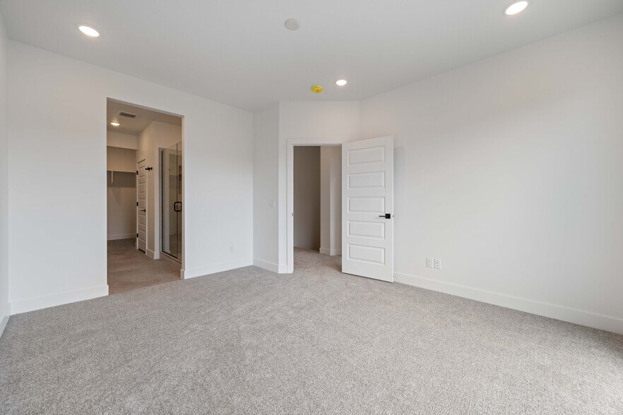 More Photos Of 1935 W 250 S, Hurricane Apartments For Sale