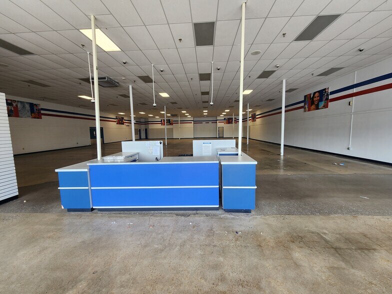 More Photos Of 1301-1349 W Floyd Baker Blvd, Gaffney Unknown For Lease