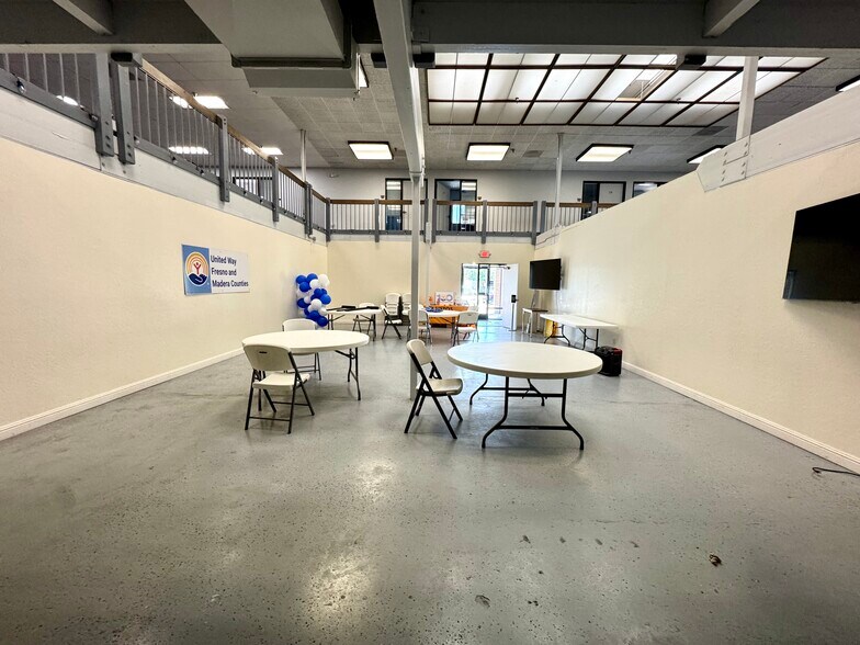 More Photos Of 4949 E Cesar Chavez Blvd, Fresno Coworking Space