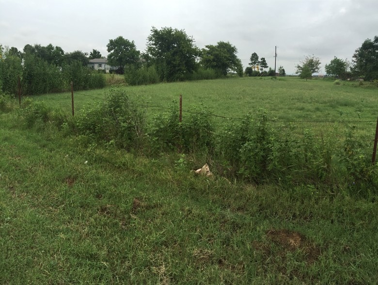 Primary Photo Of 101 Sunflower Cir, Kyle Land For Sale