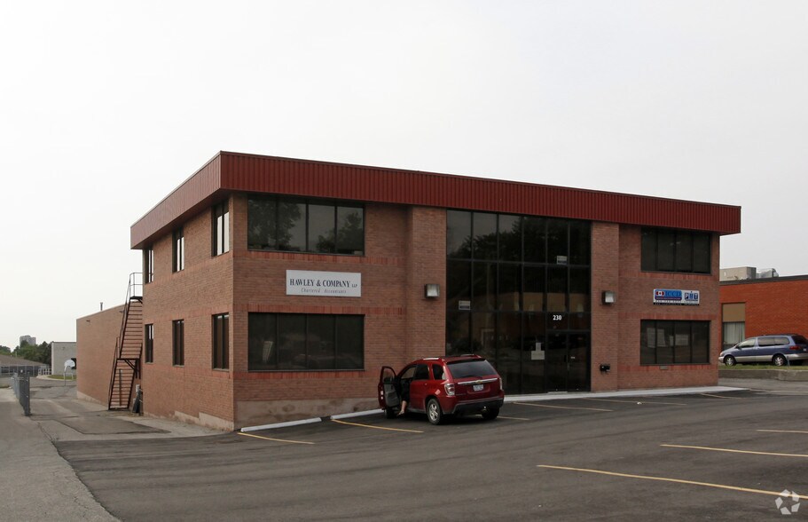 Primary Photo Of 230 Watline Ave, Mississauga Flex For Lease