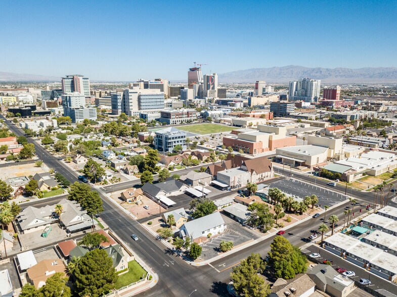 More Photos Of 919 E Bonneville Ave, Las Vegas Office Residential For Sale