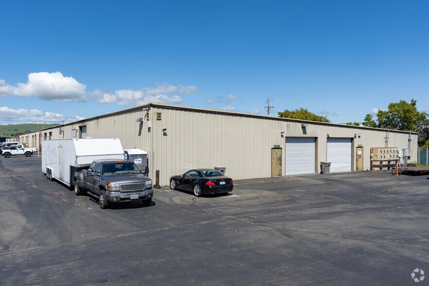 More Photos Of 29355 Arnold Dr, Sonoma Racetrack For Lease