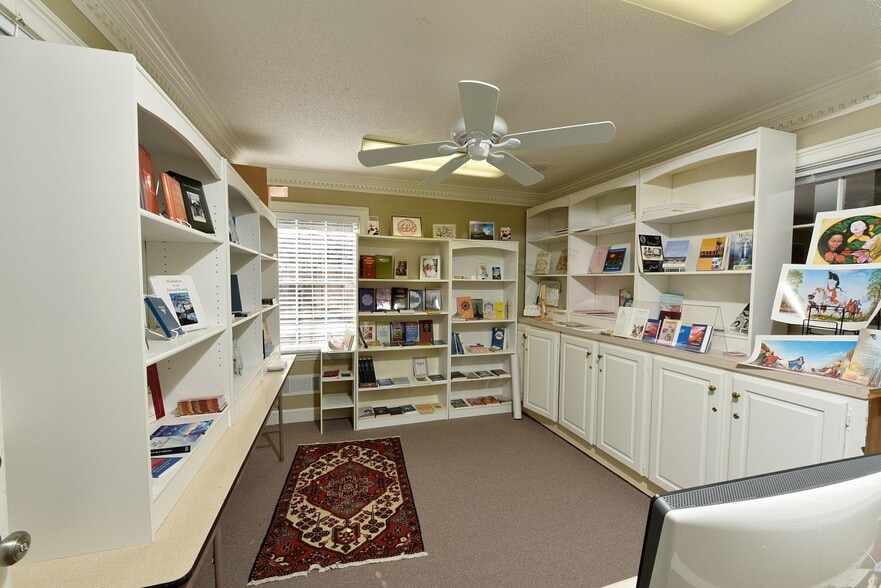 More Photos Of 2601 Sandy Plains Rd, Marietta Office For Sale