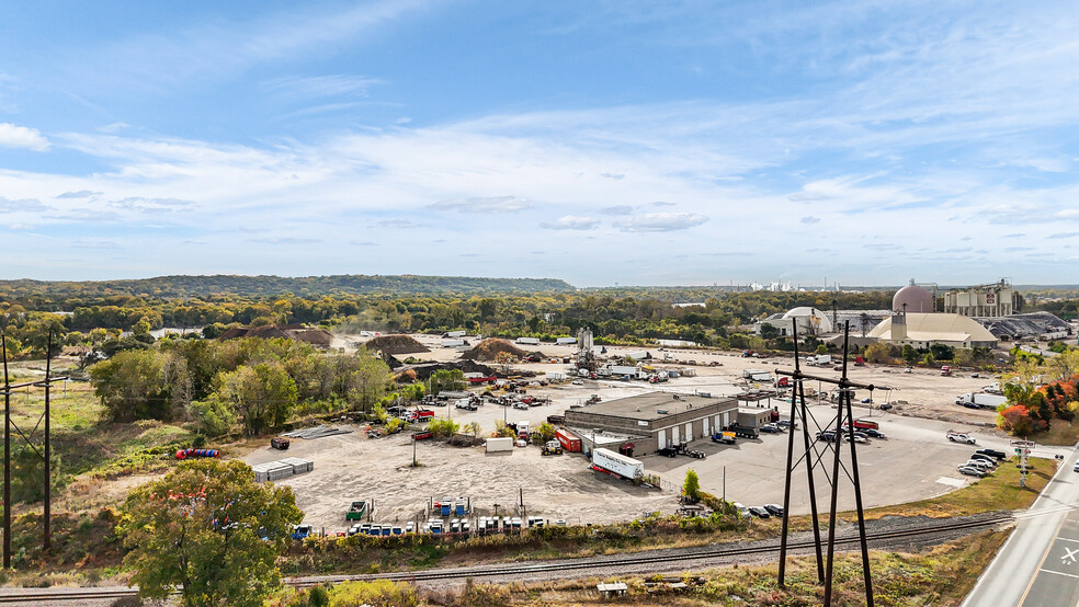 Primary Photo Of 843 Hardman St S, South Saint Paul Truck Terminal For Lease