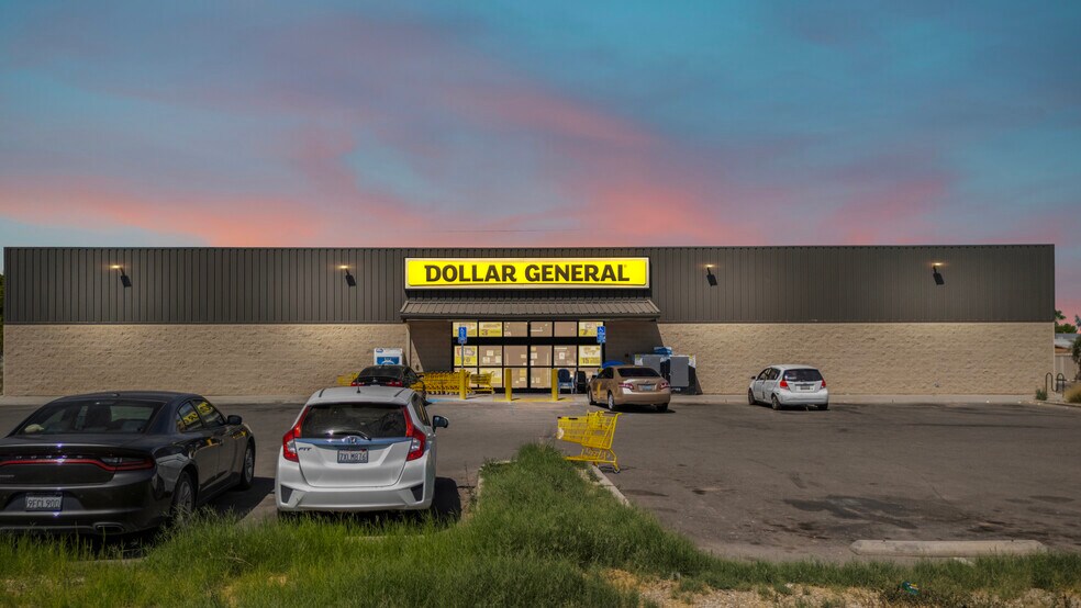 Primary Photo Of 1275 Main St, Brawley Supermarket For Sale